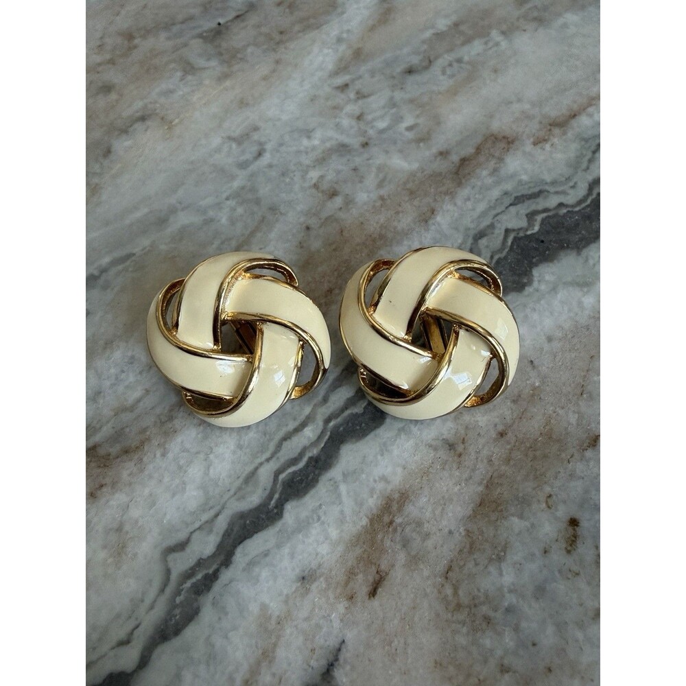 Napier Earrings White Enamel Gold Tone Lever Screw Back Clip On Basket Weave Vtg